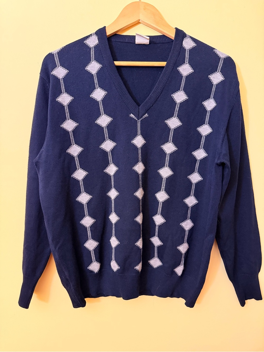 Vintage Wolsey International Man Wool Blend V Neck Sweater Navy Geometric